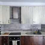 2-bedroom With Patio Next To Pool - Apartment *