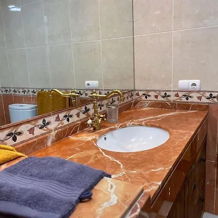شقة 2-bedroom With Patio Next To Pool -