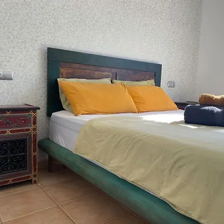 Apartment 2-bedroom With Patio Next To Pool -